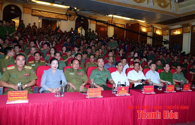 Chương trình nghệ thuật đặc biệt Công an Thanh Hóa - Vang mãi bản hùng ca