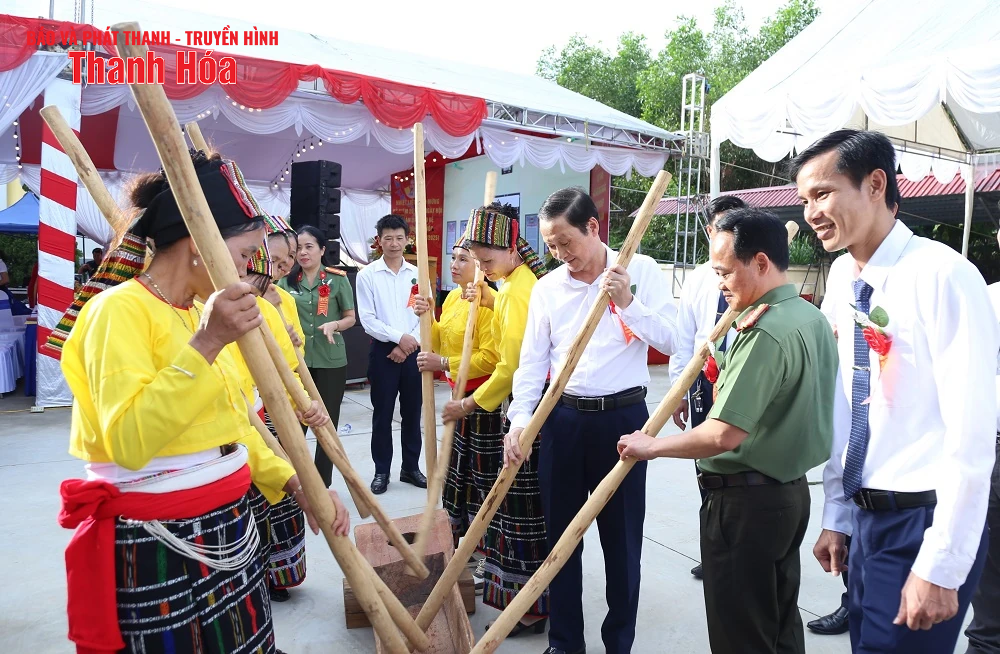 Chủ tịch UBND tỉnh Đỗ Minh Tuấn dự “Ngày hội toàn dân bảo vệ an ninh Tổ quốc” tại xã Thanh Kỳ