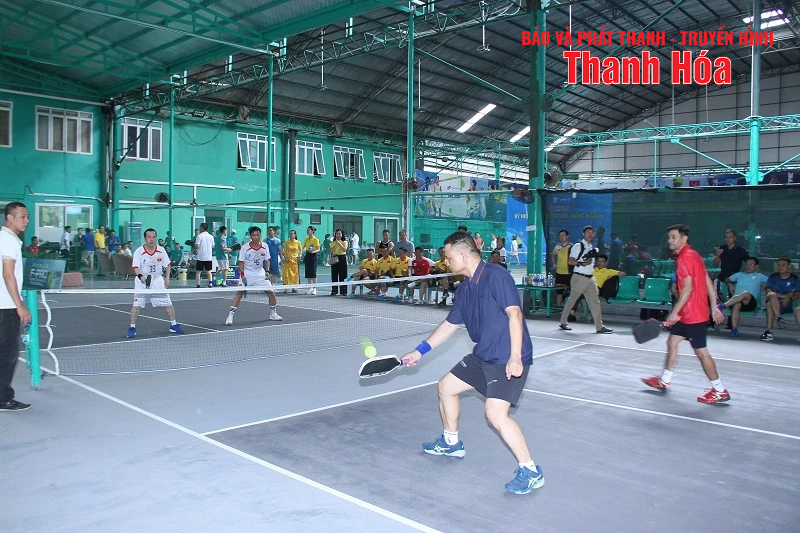 Hội thao chào mừng kỷ niệm 80 năm Ngày truyền thống Ngành Bưu điện