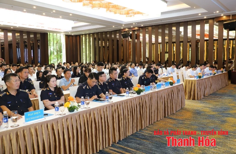Chi cục Hải quan khu vực X đối thoại với hơn 200 doanh nghiệp