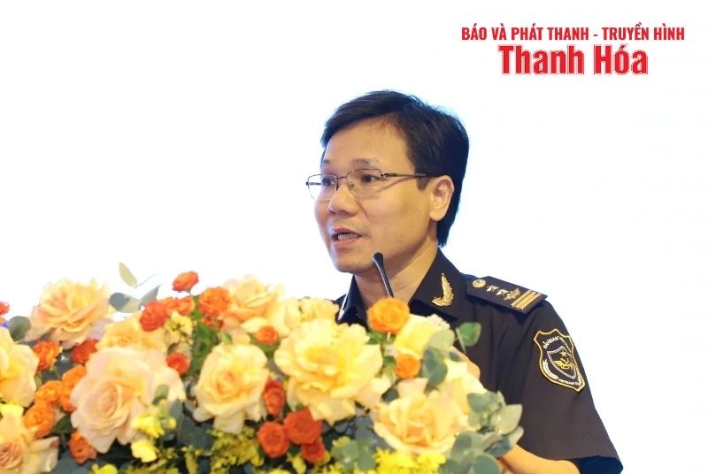 Chi cục Hải quan khu vực X đối thoại với hơn 200 doanh nghiệp