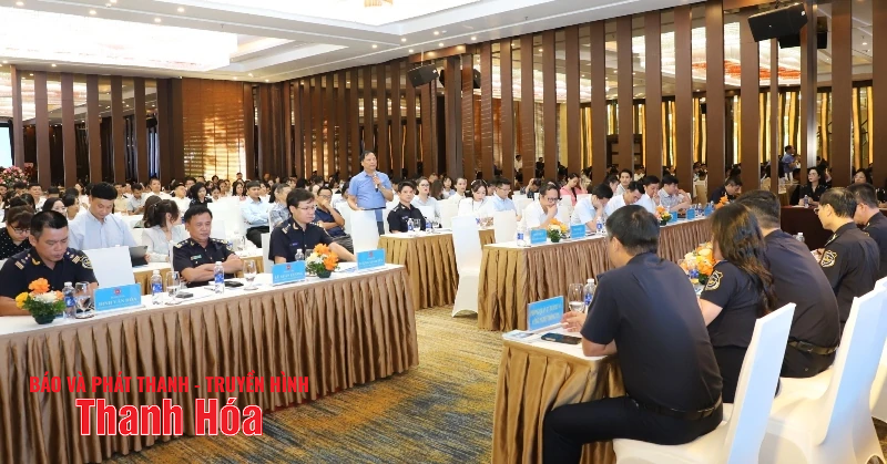 Chi cục Hải quan khu vực X đối thoại với hơn 200 doanh nghiệp