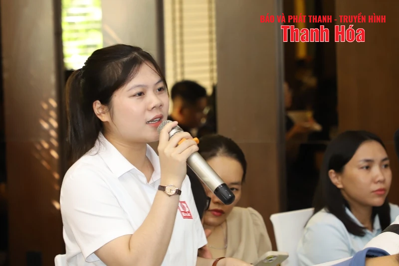 Chi cục Hải quan khu vực X đối thoại với hơn 200 doanh nghiệp