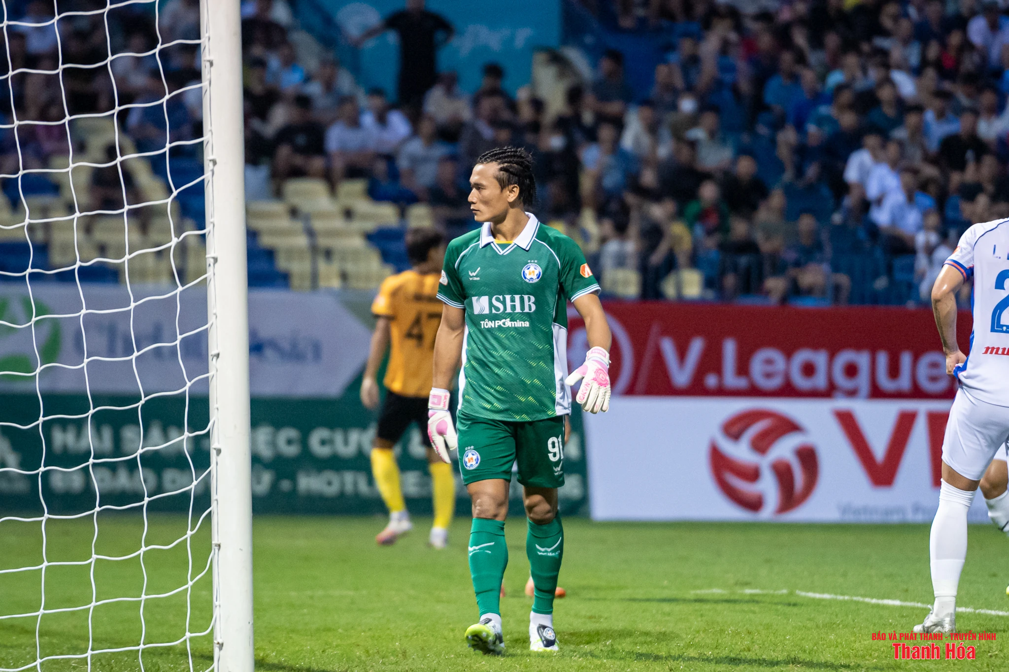 Đông Á Thanh Hoá và SHB Đà Nẵng chia điểm trong trận mở màn mùa giải