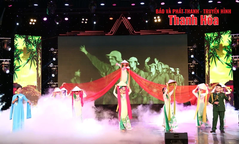 Giao lưu Lực lượng vũ trang Thanh Hóa “Tự hào truyền thống, viết tiếp chiến công”