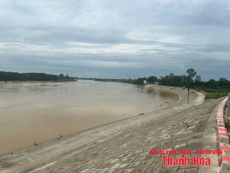 Cảnh báo nguy cơ cao ngập lụt tại khu vực ven sông suối nhỏ