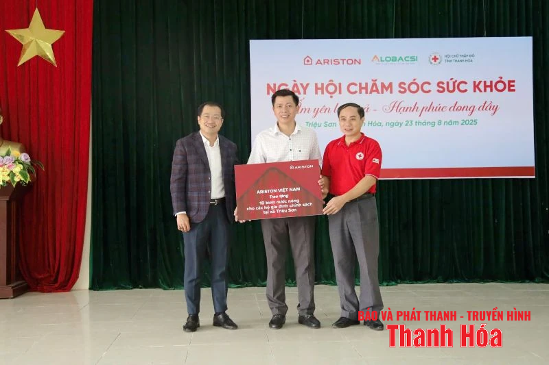 “Ngày hội chăm sóc sức khỏe” tại xã Triệu Sơn