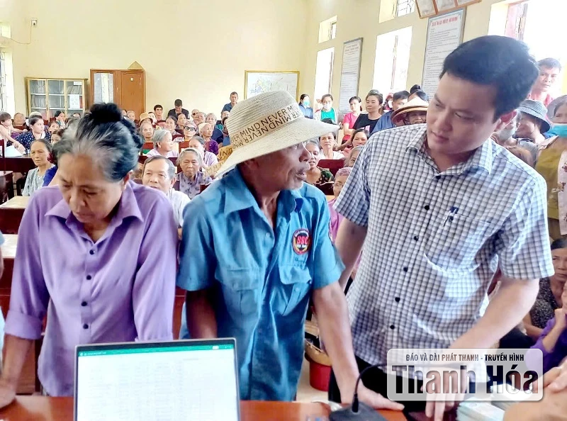 Xã Định Tân phấn đấu hoàn thành phát quà 2/9 cho người dân trong ngày mai