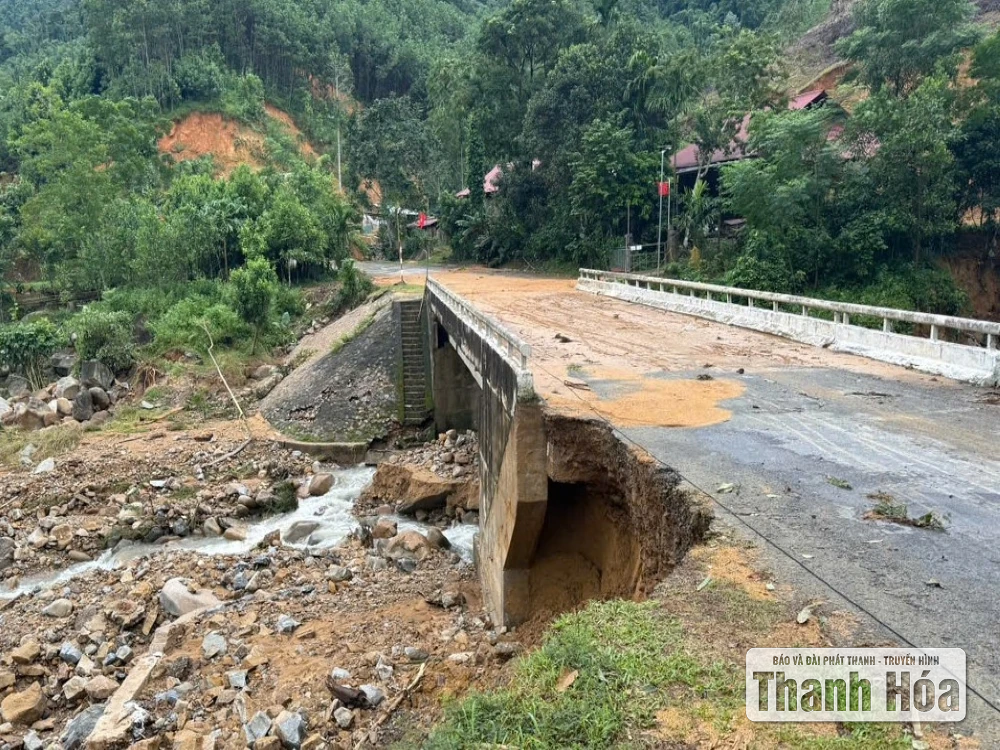 Nhiều điểm sạt lở nghiêm trọng trên Quốc lộ 47, tạm thời chia cắt xã Yên Nhân