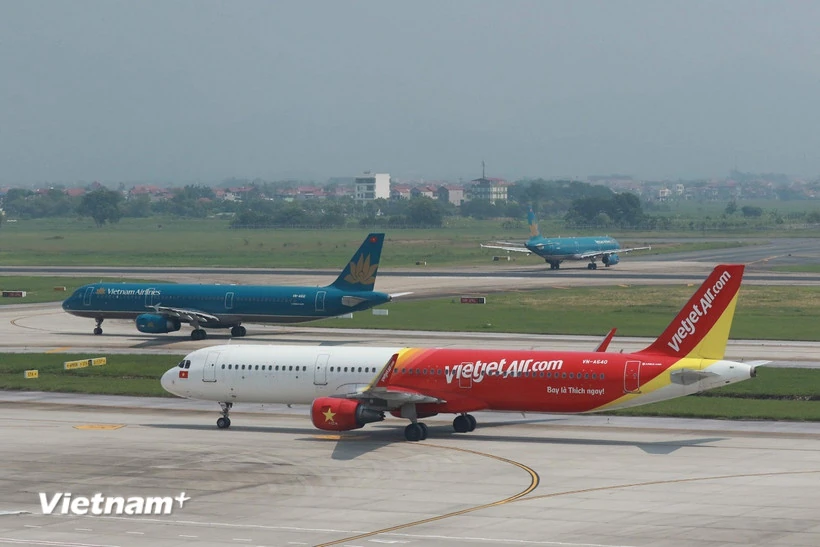 Có 435 chuyến thay đổi đường bay, hủy chuyến do ảnh hưởng cơn bão số 5