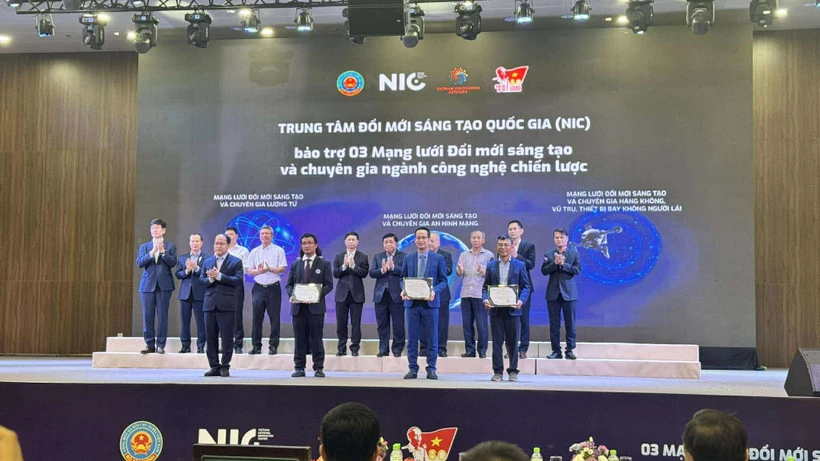 Thành lập 3 Mạng lưới đổi mới sáng tạo và chuyên gia ngành công nghệ chiến lược