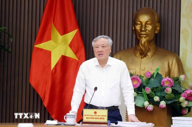 Hội đồng tư vấn đặc xá duyệt danh sách đề nghị tha tù trước thời hạn