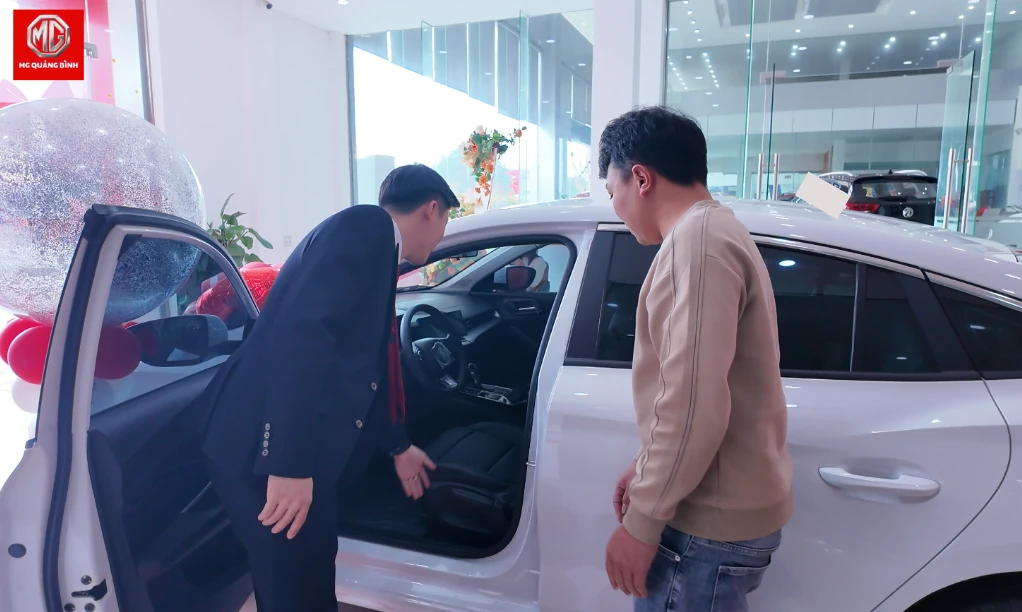 Điều gì khiến ô tô MG Quảng Bình chinh phục thế hệ trẻ qua mẫu sedan MG5?