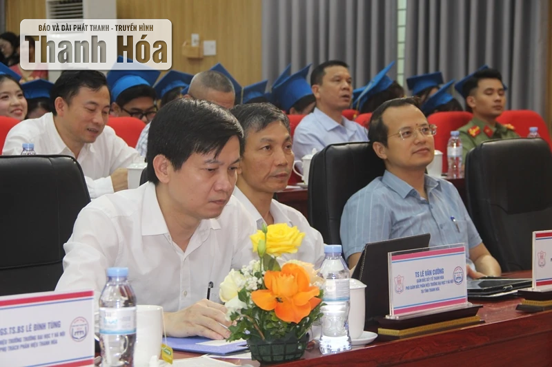 Phân hiệu Trường Đại học Y Hà Nội tại Thanh Hóa tổ chức lễ bế giảng năm học 2024-2025
