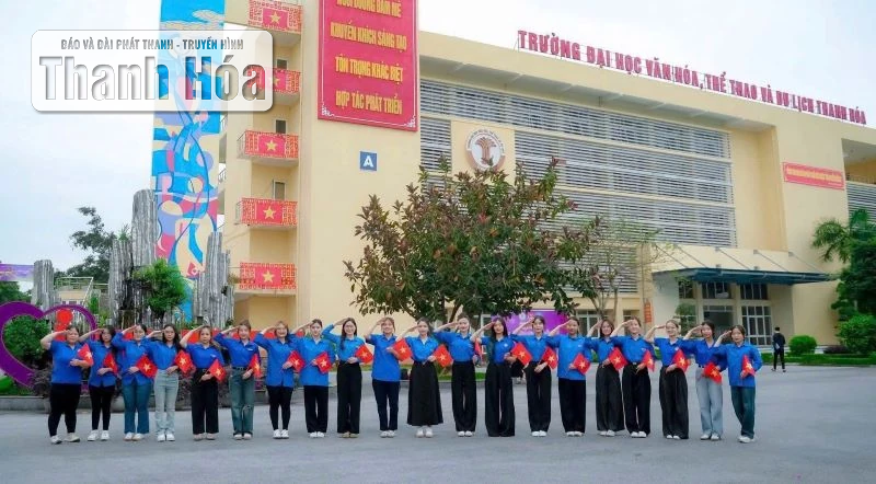 Tuổi trẻ tự hào viết tiếp câu chuyện hòa bình