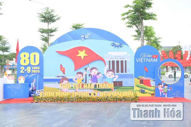 Tuổi trẻ tự hào viết tiếp câu chuyện hòa bình