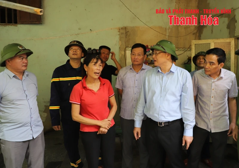 Khẩn trương xử lý sự cố sạt lở đồi Phòng Không