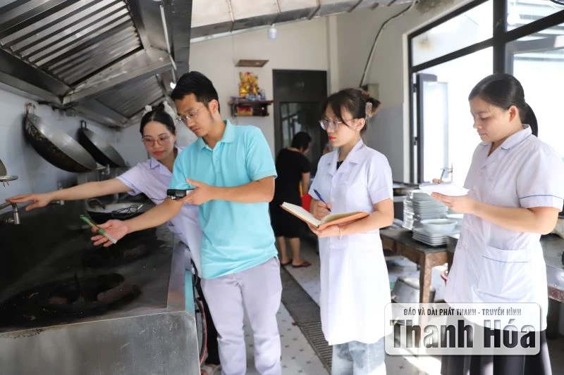 Tăng cường phối hợp đảm bảo phòng chống dịch bệnh phục vụ Đại hội Đại biểu Đảng bộ tỉnh