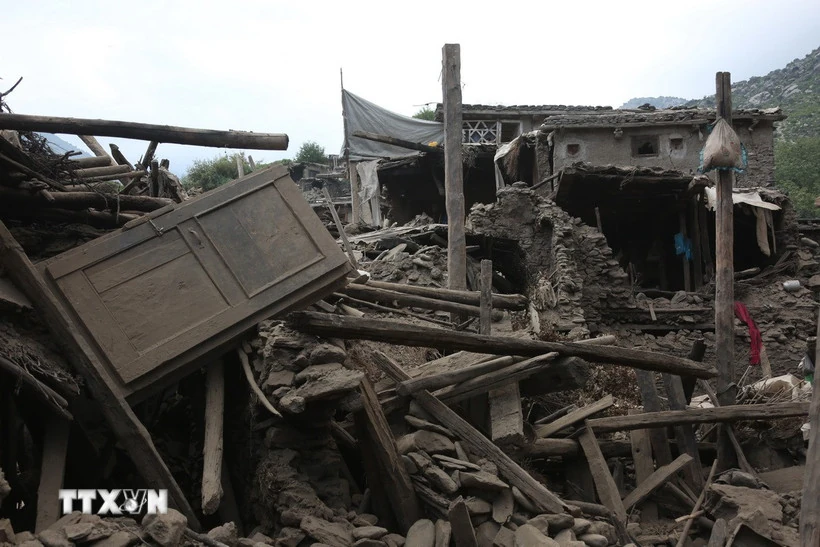 Công tác cứu trợ gặp nhiều trở ngại trong vụ động đất chết chóc tại Afghanistan