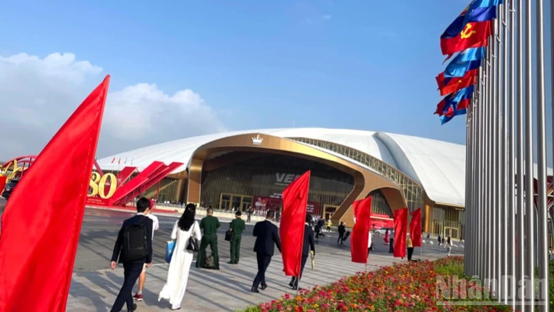 Hơn 1,18 triệu lượt khách tham quan Triển lãm “80 năm hành trình Độc lập-Tự do-Hạnh phúc”