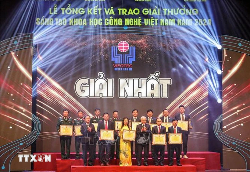 Công bố Top 20 Giải thưởng Khoa học công nghệ Quả Cầu Vàng năm 2025