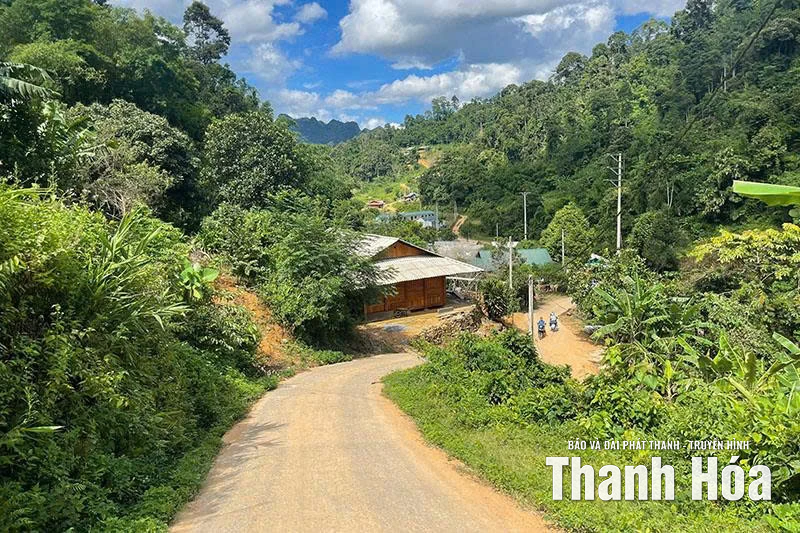 Quan tâm đầu tư cơ sở hạ tầng thiết yếu vùng đồng bào dân tộc thiểu số và miền núi