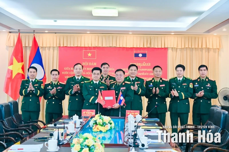 Hội đàm giữa Ban Chỉ huy BĐBP tỉnh Thanh Hóa và Bộ Chỉ huy Quân sự tỉnh Hủa Phăn