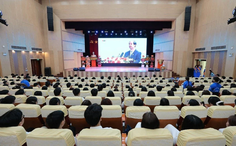 Tạm dừng công tác quy hoạch, bổ nhiệm mới lãnh đạo các trường đại học công lập