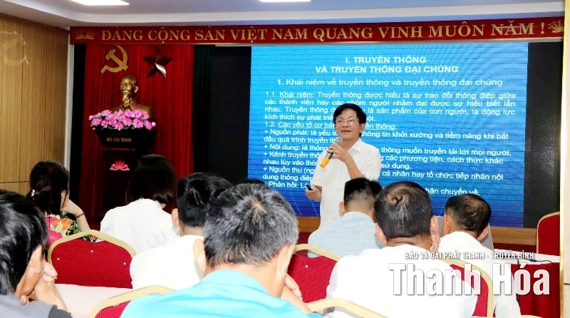 Tập huấn kỹ năng viết tin, bài cho 140 thành viên Tổ truyền thông cộng đồng