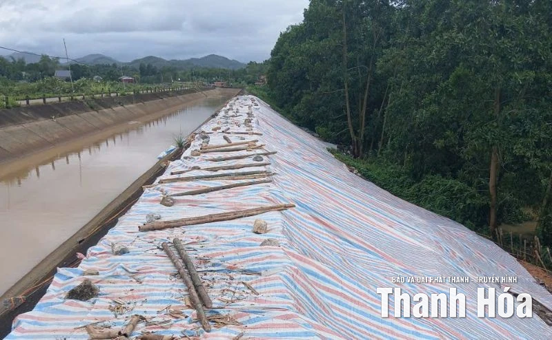 Xuất hiện nhiều điểm sạt, vỡ kênh mương, cống tiêu