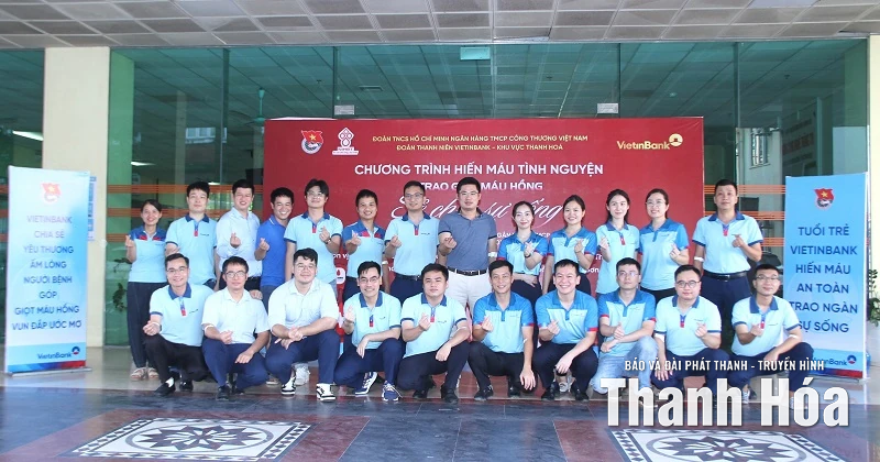 Ngày hội hiến máu tình nguyện “VietinBank - Trao giọt máu hồng sẻ chia sự sống” năm 2025