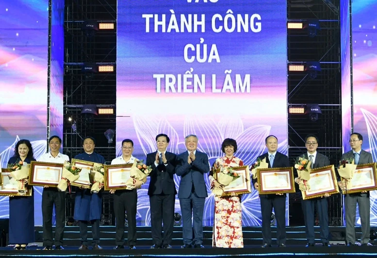 Thủ tướng Chính phủ: Triển lãm 80 năm đã thành công rực rỡ, vượt kỳ vọng