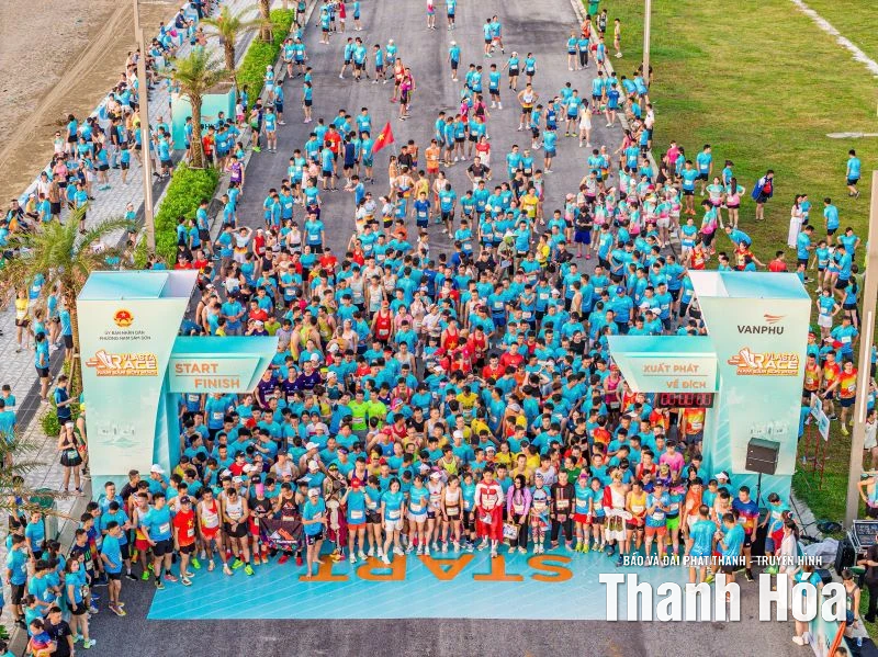 Vlasta Race - Nam Sầm Sơn 2025 bùng nổ với sự tham gia của gần 3.000 runner