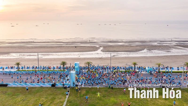 Vlasta Race - Nam Sầm Sơn 2025 bùng nổ với sự tham gia của gần 3.000 runner