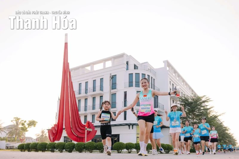 Vlasta Race - Nam Sầm Sơn 2025 bùng nổ với sự tham gia của gần 3.000 runner