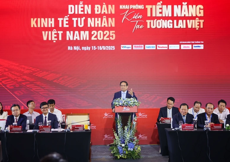 Thủ tướng nêu 6 mong muốn, kỳ vọng với cộng đồng doanh nghiệp, khu vực kinh tế tư nhân