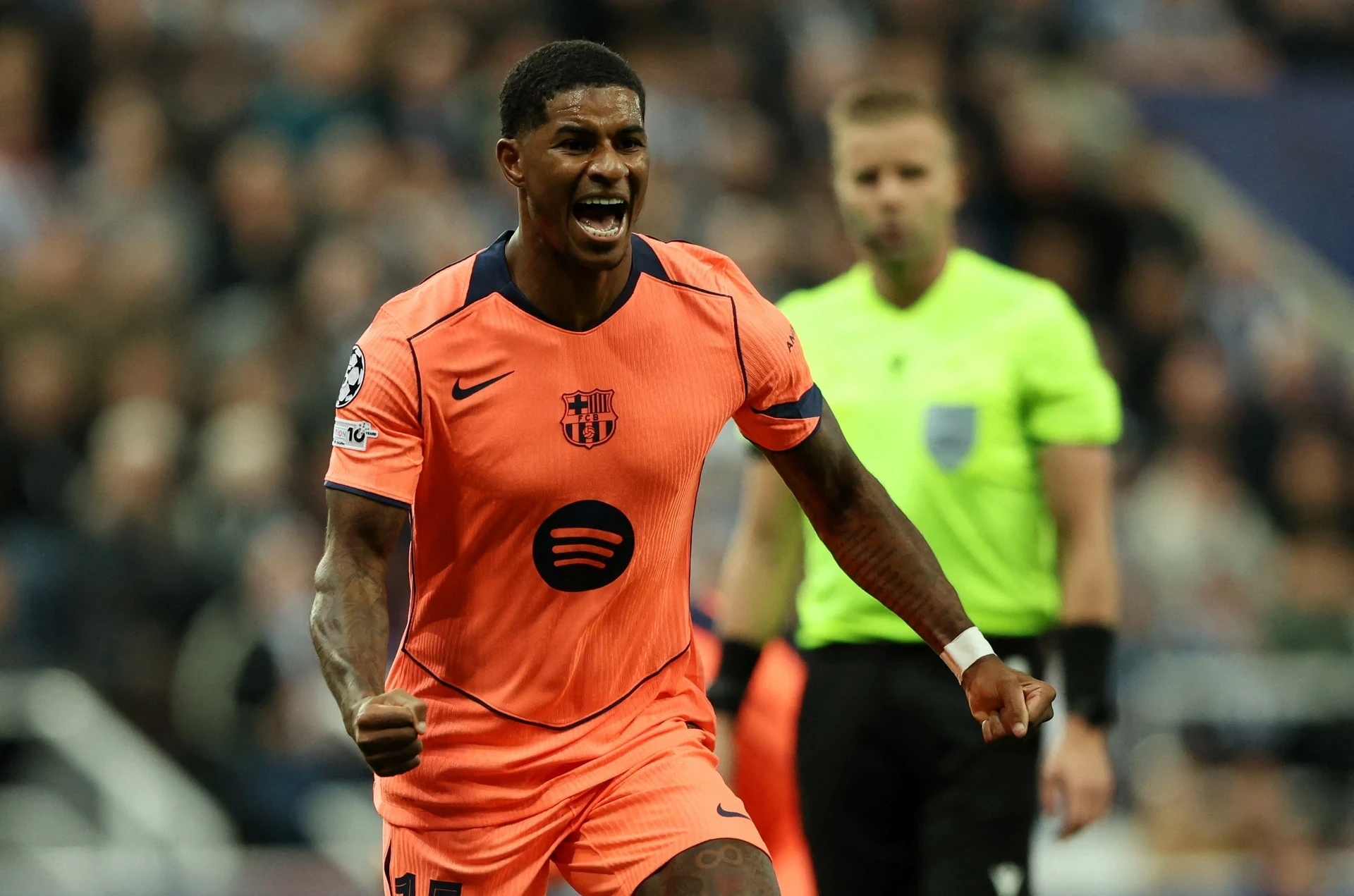 Tuyển Việt Nam nhận tin không vui từ FIFA; Rashford tìm lại chính mình