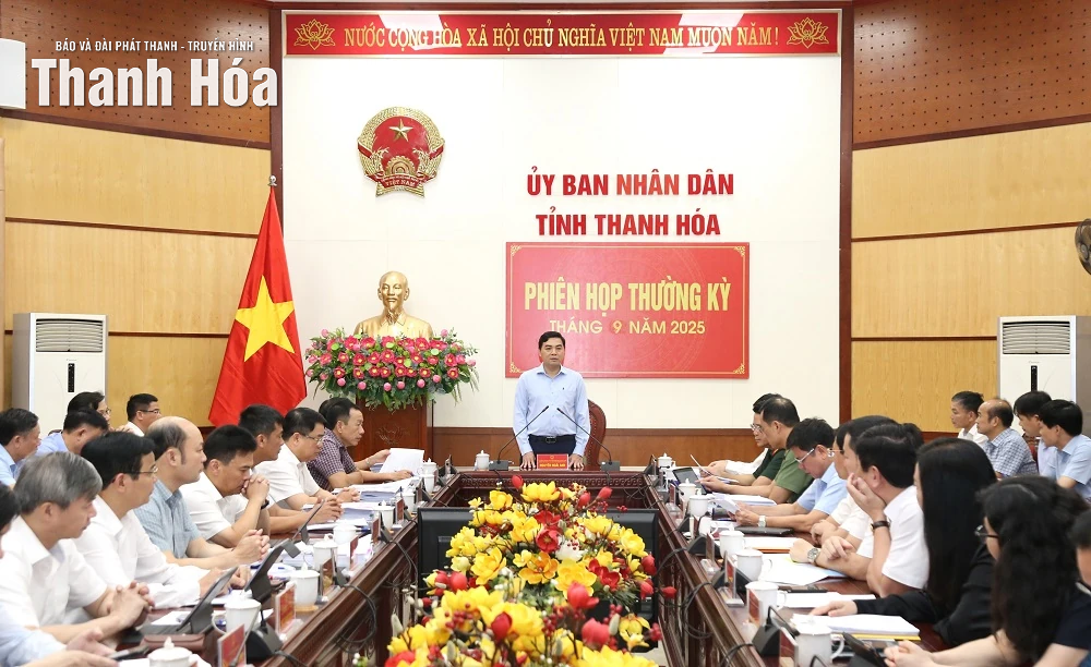 Đánh giá tình hình kinh tế - xã hội 9 tháng, quyết định các nhiệm vụ trọng tâm những tháng cuối năm 2025