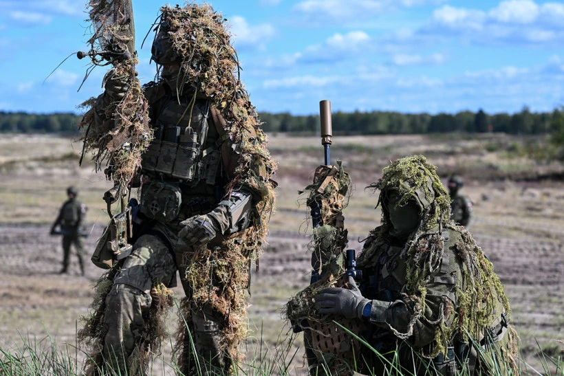 Thụy Điển và Ba Lan tập trận tại vị trí chiến lược