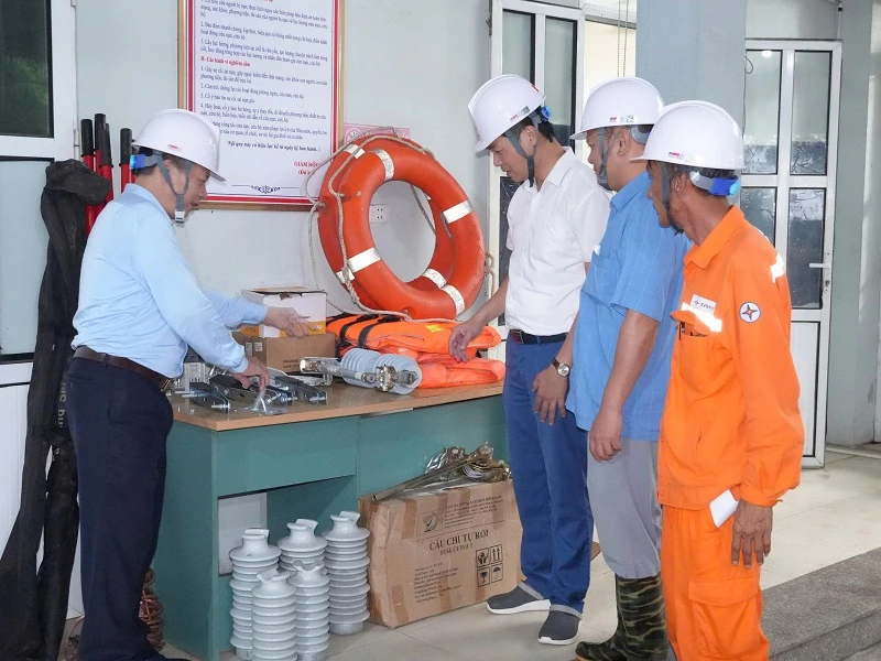 PC Thanh Hóa triển khai cấp độ cao nhất ứng phó bão số 10