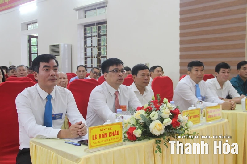 Phát huy sức mạnh đoàn kết, quyết tâm xây dựng xã NTM kiểu mẫu Định Tân