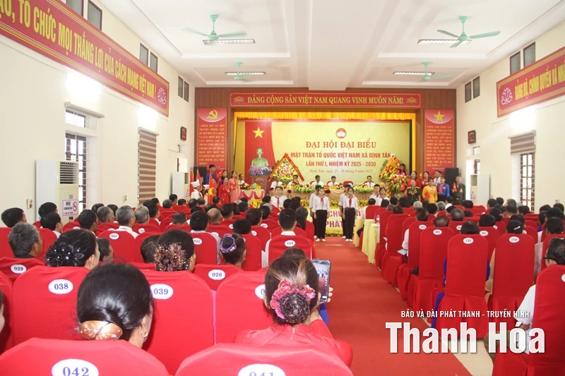 Phát huy sức mạnh đoàn kết, quyết tâm xây dựng xã NTM kiểu mẫu Định Tân