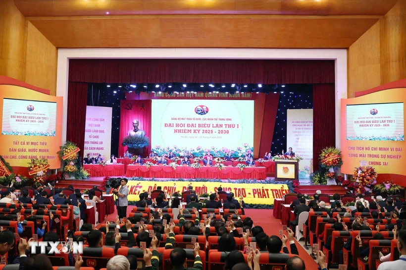 Khai mạc Đại hội đại biểu Đảng bộ Mặt trận Tổ quốc, đoàn thể Trung ương lần I