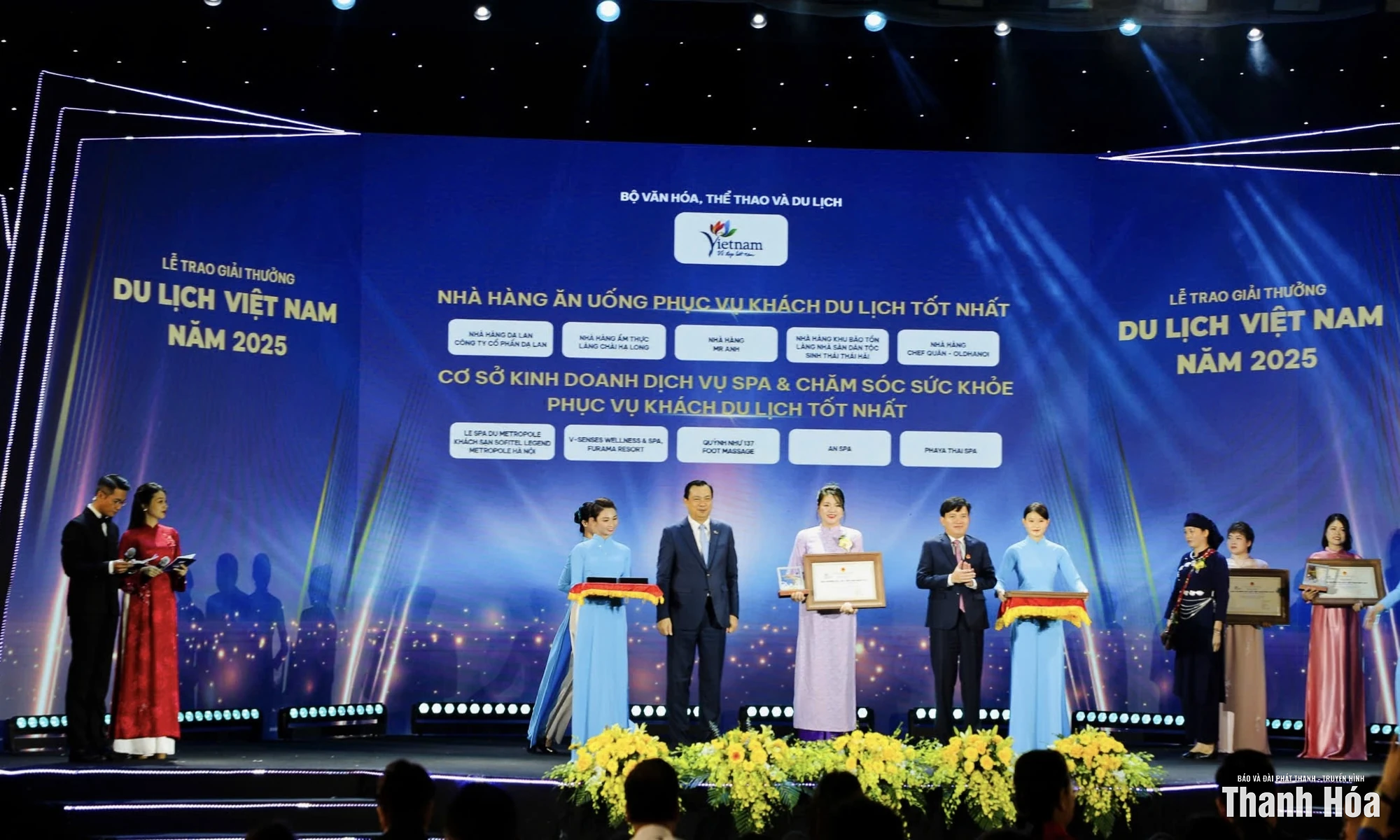 Nhà hàng Dạ Lan đạt giải thưởng Du lịch Việt Nam 2025