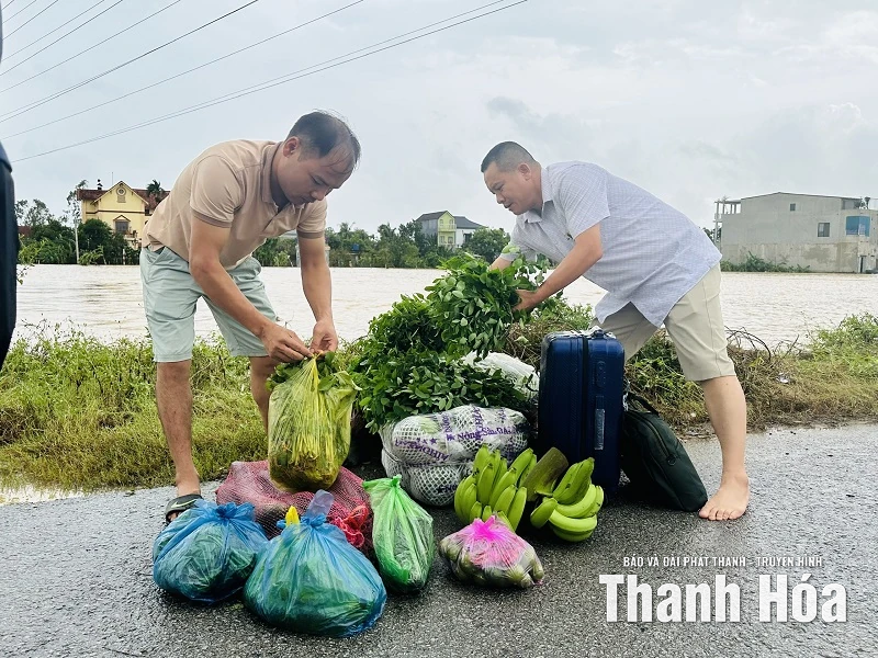 Đi “xuyên” tâm lũ bảo vệ Nhân dân