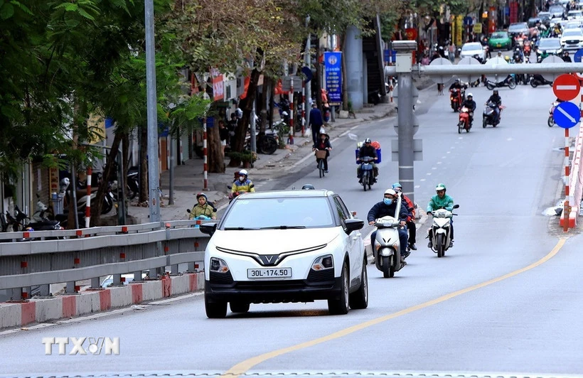 Từ tháng 9/2025 sẽ giảm 30% phí đăng ký và cấp biển số xe lần đầu