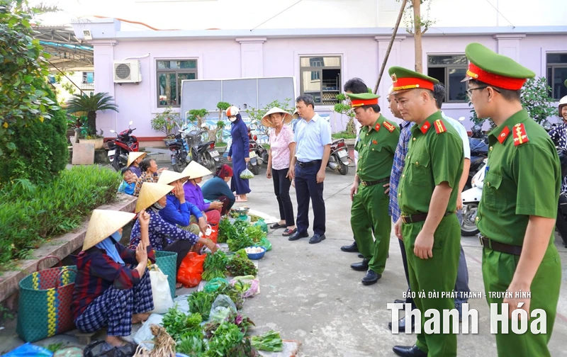 Lập lại trật tự hành lang an toàn giao thông