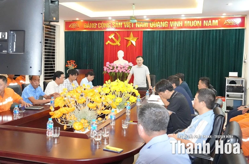 Khôi phục cấp điện cho gần 600 nghìn khách hàng sau bão Bualoi