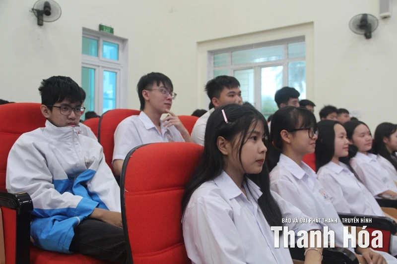 Khai mạc Tuần lễ hưởng ứng học tập suốt đời năm 2025