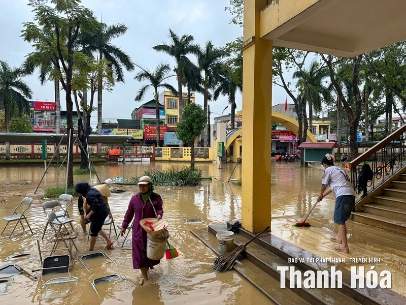 Thanh Hóa: 124 cơ sở giáo dục tiếp tục cho học sinh nghỉ học do ảnh hưởng của mưa bão